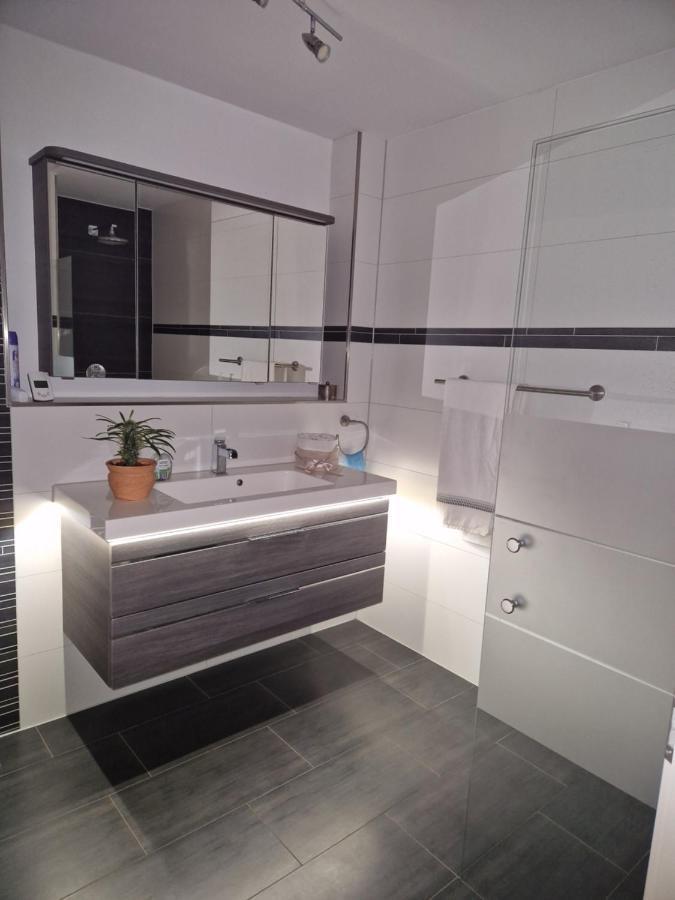 Hochwertige 85Qm-Wohnung In Wuppertal-Vohwinkel Kültér fotó